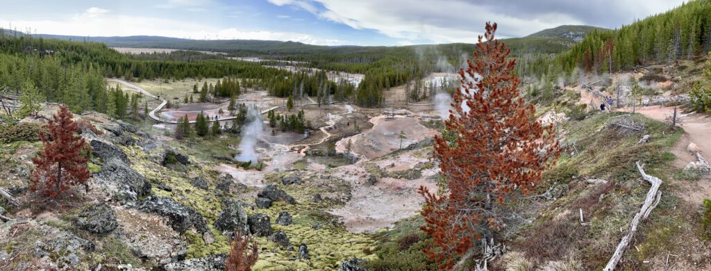 Top Scenic Drives and Top Attractions Yellowstone National Park Artists Paintpots 